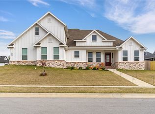 804 Mueller Way, Prairie Grove, AR 72753