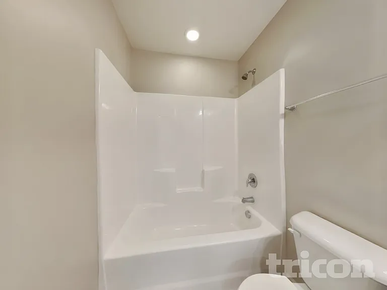 104 Yadkin St — Photo 15