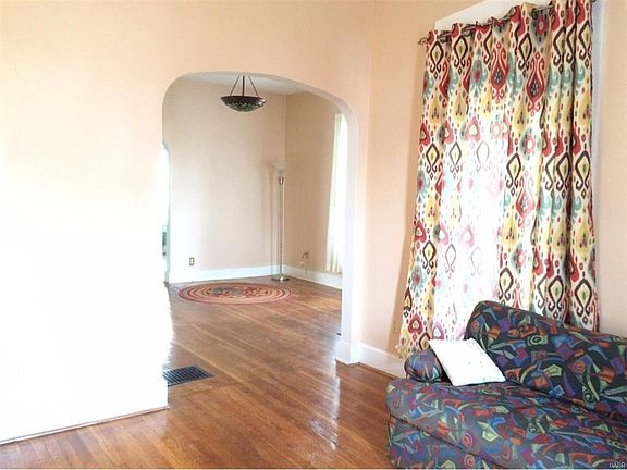 3rd image of 508 S Clay St