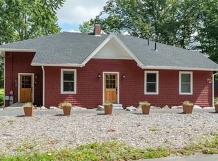 11 School St, Belgrade, ME 04917