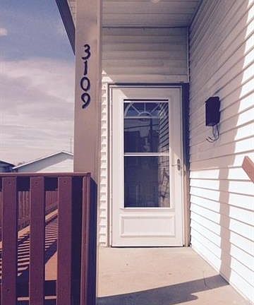 3rd image of 3109 Latonia Ave
