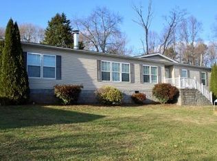 336 Old Valley Rd, Harriman, TN 37748