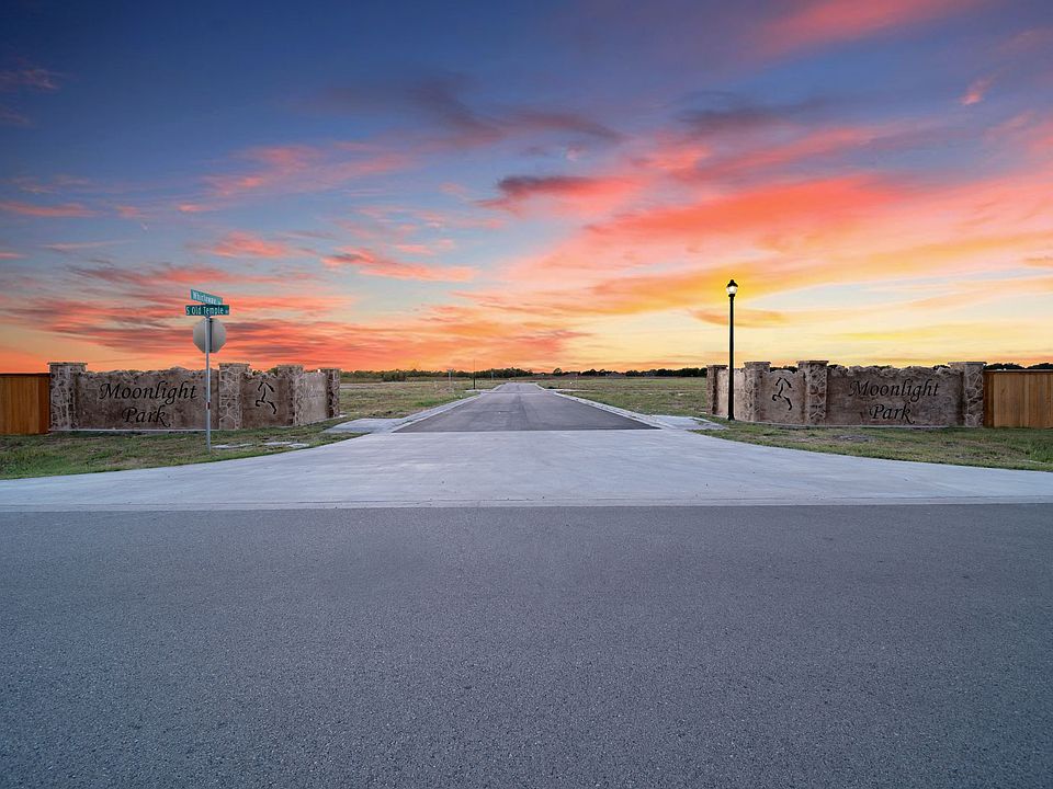 Moonlight Park by Russ Davis Homes in Hewitt TX Zillow