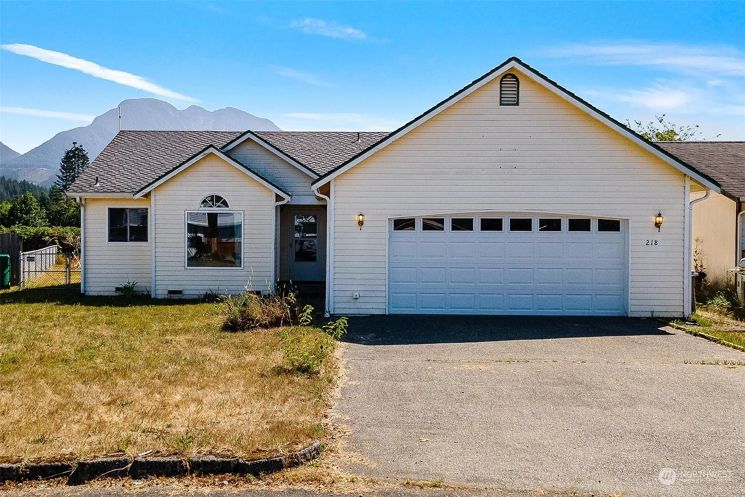 218 Nugget Road photo 1