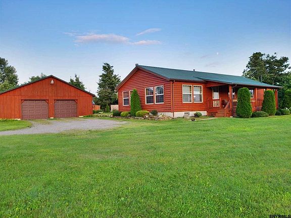 2nd image of 558 McKinley Rd