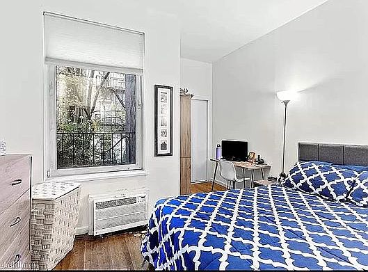 2nd image of 520 E 88th St #2S