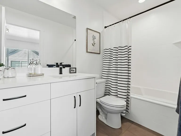 Madison Large Master Bedroom Bathroom Madison Large Master Bedroom Bathroom
