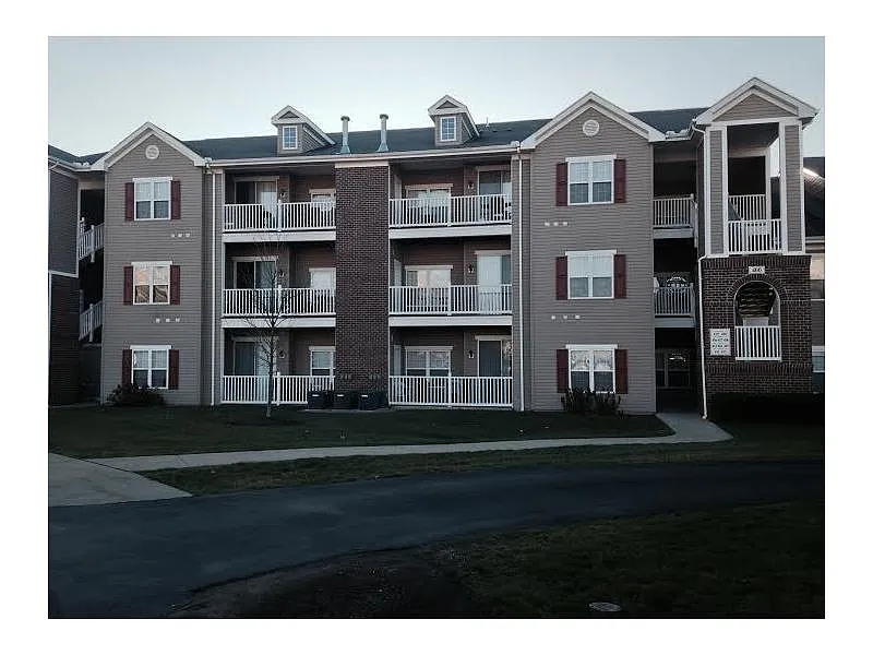 415 Stockton Rdg photo 1