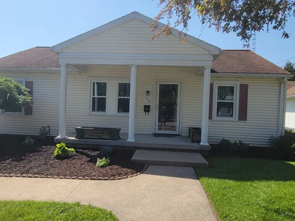 130 Vine St, Clyde, OH 43410