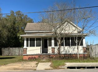 2500 W Strong St, Pensacola, FL 32505