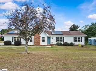 1661 Scuffletown Rd, Fountain Inn, SC 29644