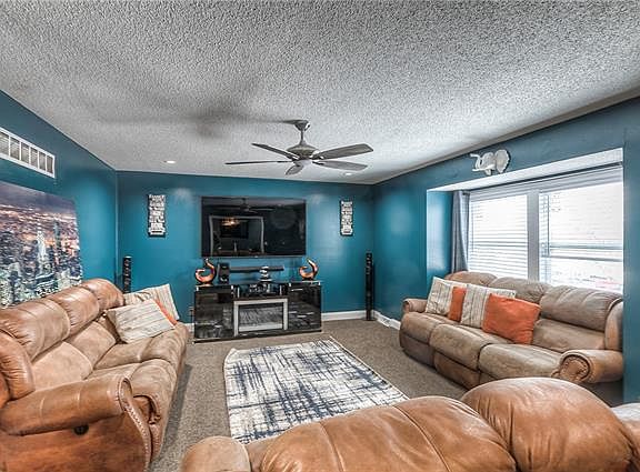 2nd image of 5435 Yecker Ave