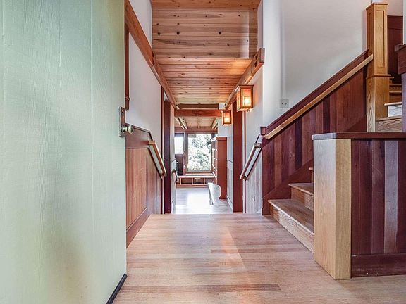 4th image of 34 Alta Way