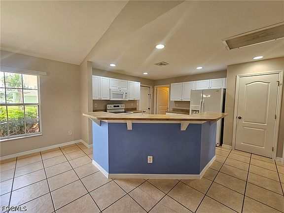 5th image of 2600 14th St W
