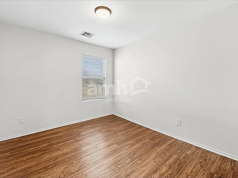 3453 N Almar — Photo 15