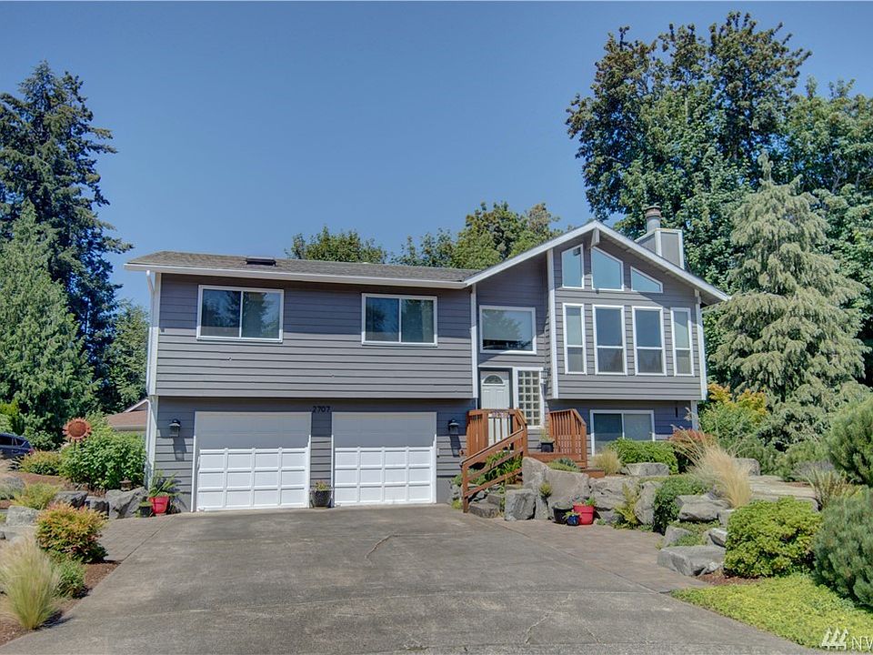 1st image of 2707 Castlewood Ct SE