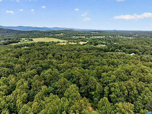 4th image of 3955 Taylors Mountain Farm Ln