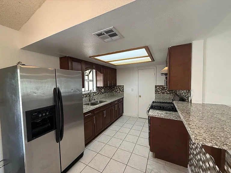 2108 Chaparral Dr — Photo 5