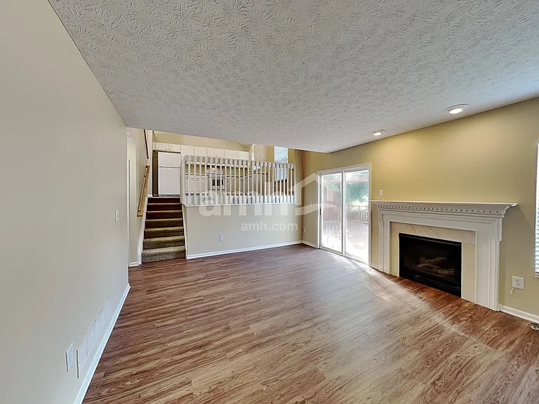 9283 Ruston Ln — Photo 8