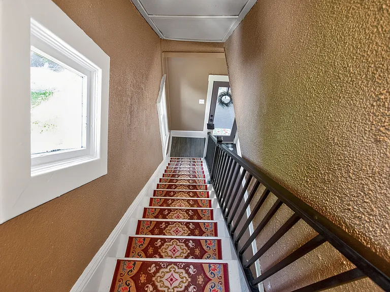 700 Broadway Ave NW #2 — Photo 42