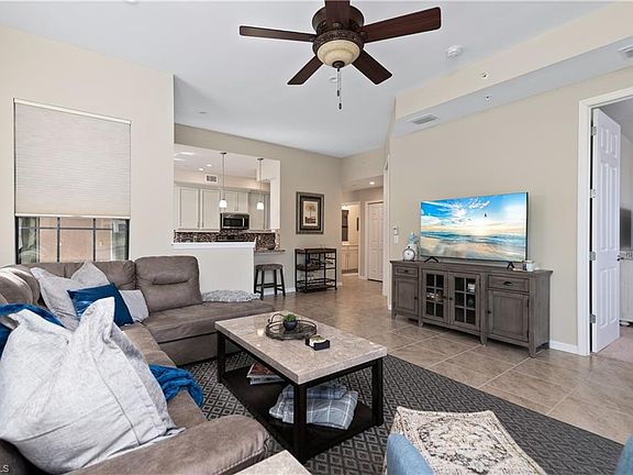 5th image of 11312 Monte Carlo BLVD #102