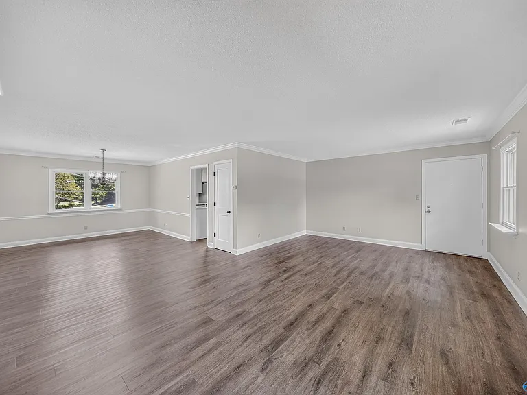1208 Willowbrook Dr SE #C — Photo 16