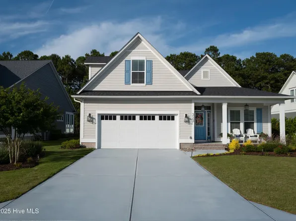 323 Lightning Bug Lane, Holly Ridge, NC 28445
