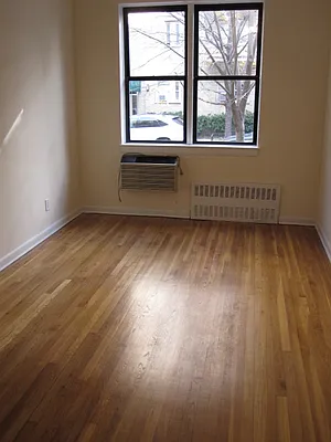 Rented by City & Suburban | media 21