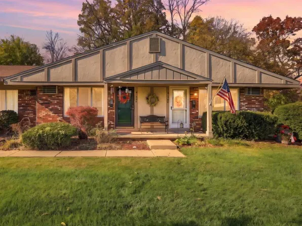 61366 Heritage Blvd Unit 7, South Lyon, MI 48178