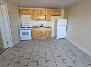 122 Derby Ave APT 2, New Haven, CT 06511