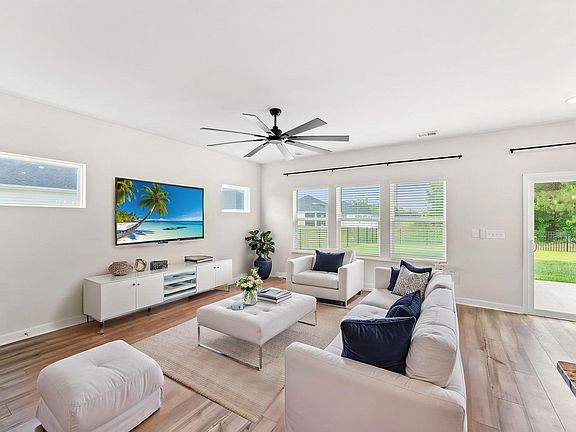 5th image of 607 Cypress Preserve Circle