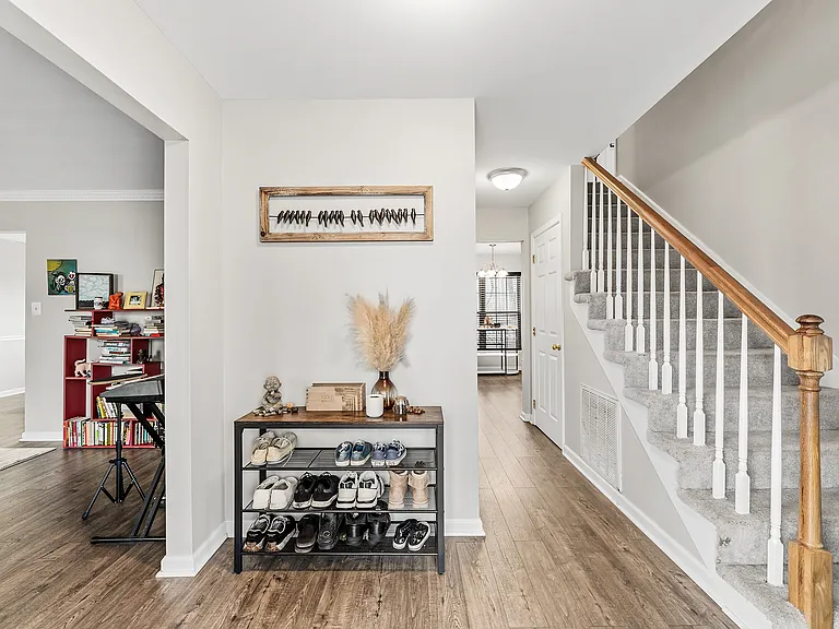 6262 White Cove Dr — Photo 21