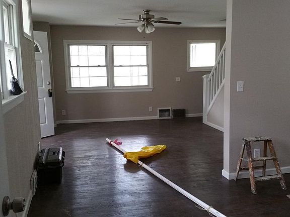 5th image of 317 Quincy Ave