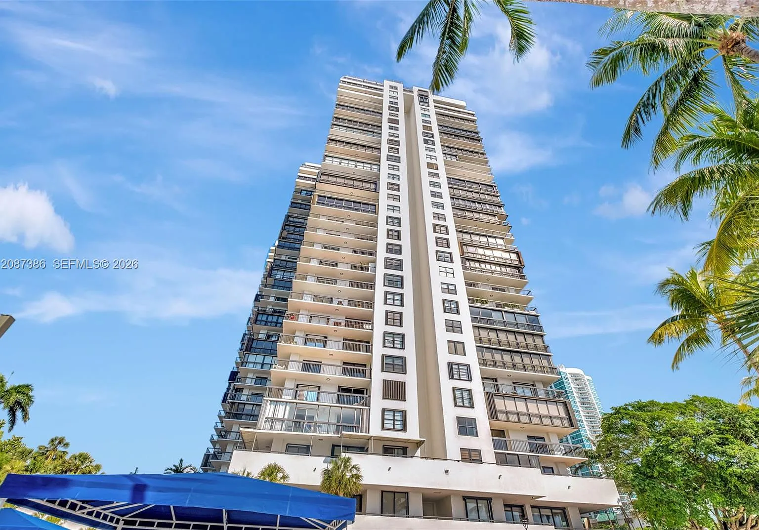 Brickell Bay Club Condo — Photo 1