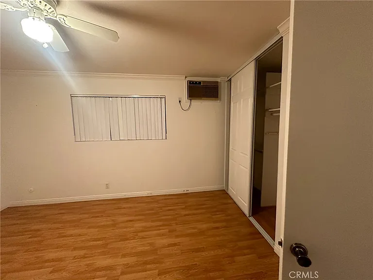 3010 Montrose Ave — Photo 18
