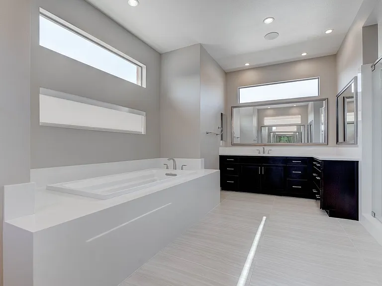 86 Pristine Glen St — Photo 38