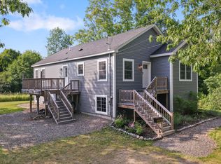 48 Peters St, Orono, ME 04473