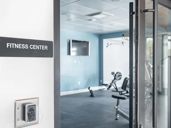 211 Baldwin Avenue image 28 of 35