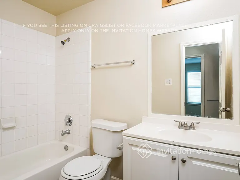 8583 Chaletford Dr — Photo 15