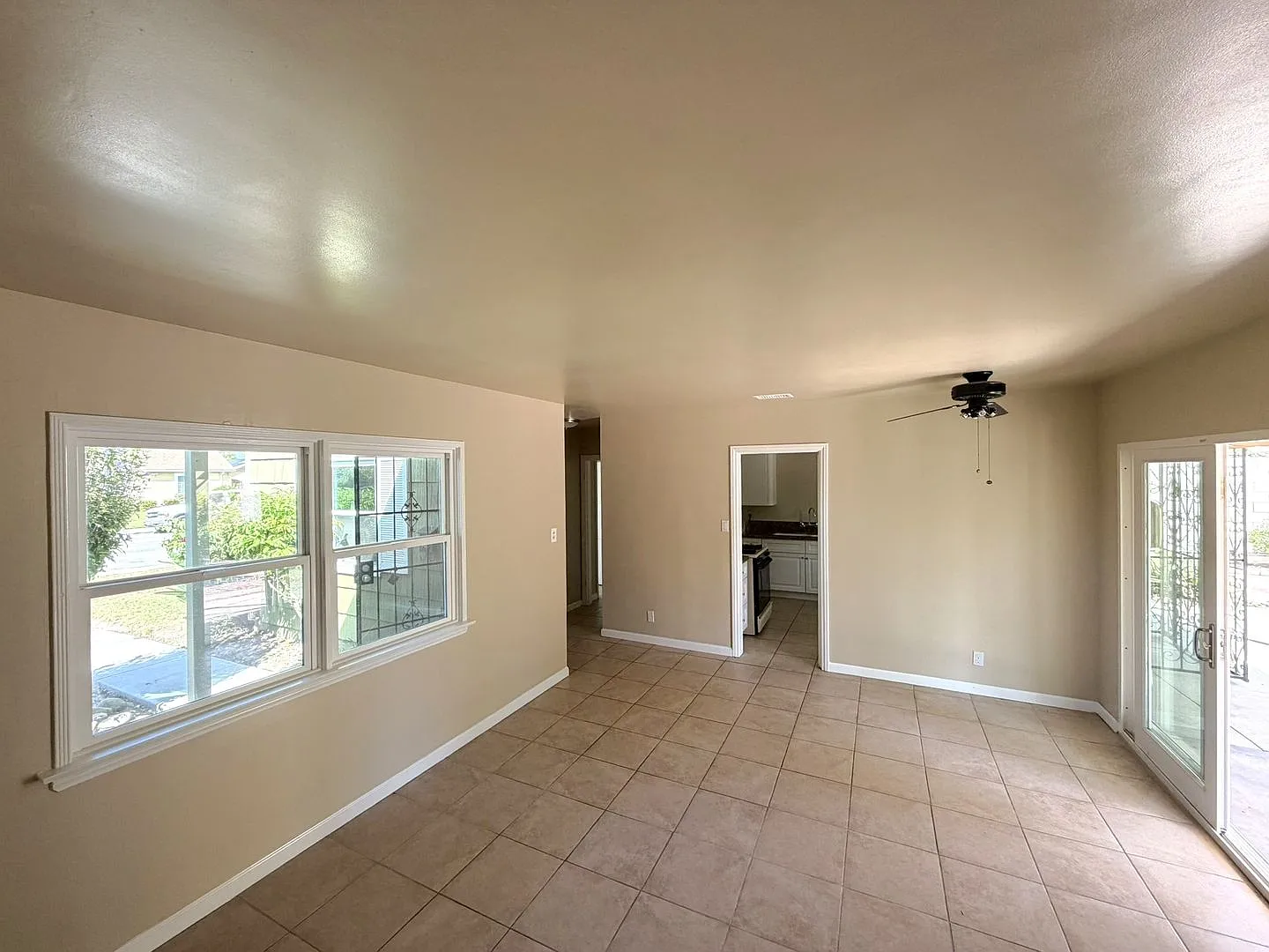 1266 Hill Street — Photo 2