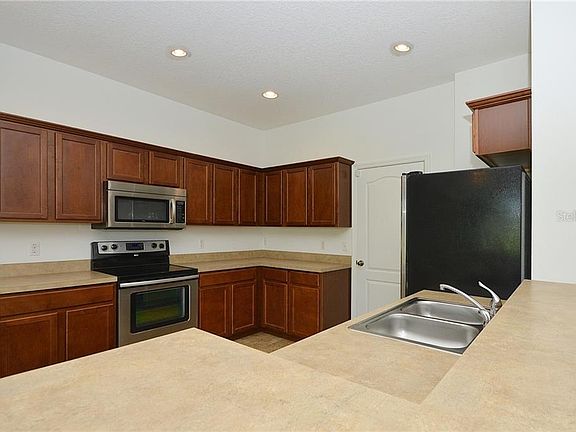 5th image of 278 Maybeck Ct