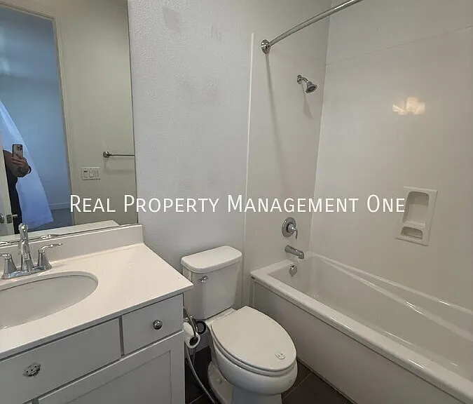 3965 Portola Cmn #2 — Photo 25
