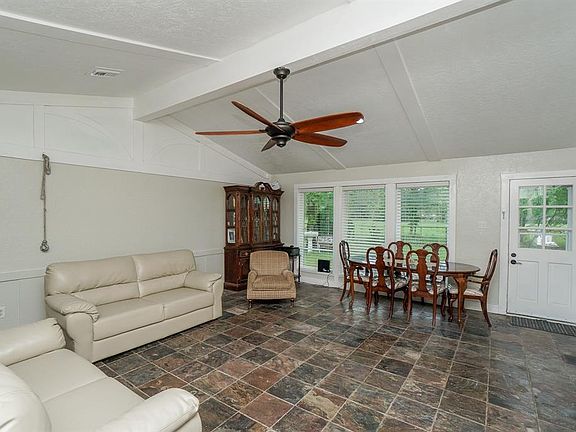 5th image of 5611 Arncliffe Dr