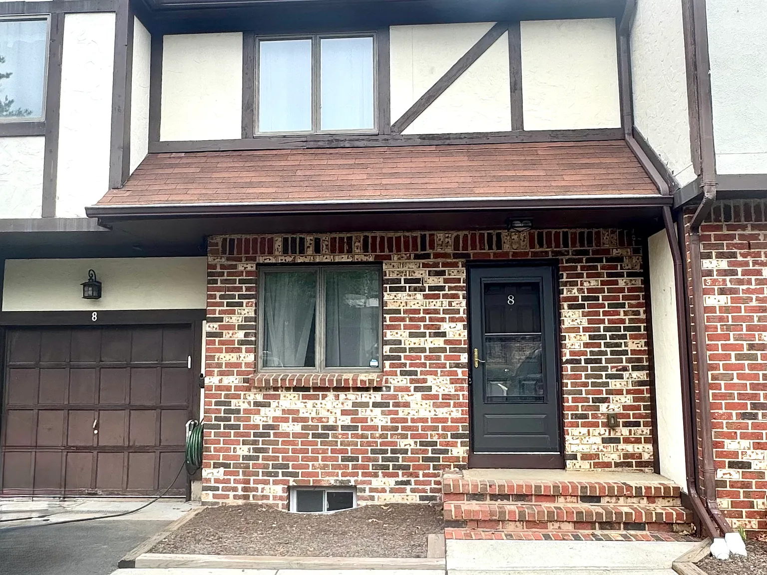 3 bed, 2.5 bath, 2250 sqft, $3,800 — Photo 3