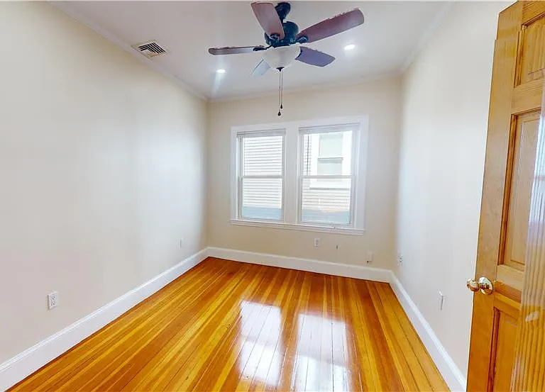 200 Hyde Park Ave #2 — Photo 8