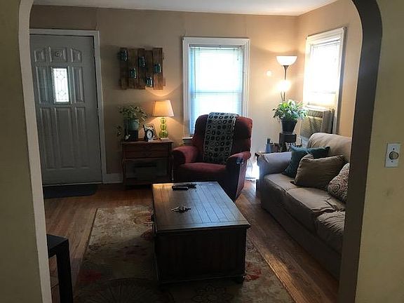 4th image of 816 Mikel St