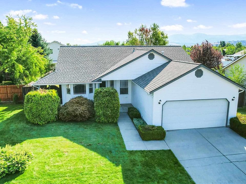 1st image of 1914 N Hodges Ln