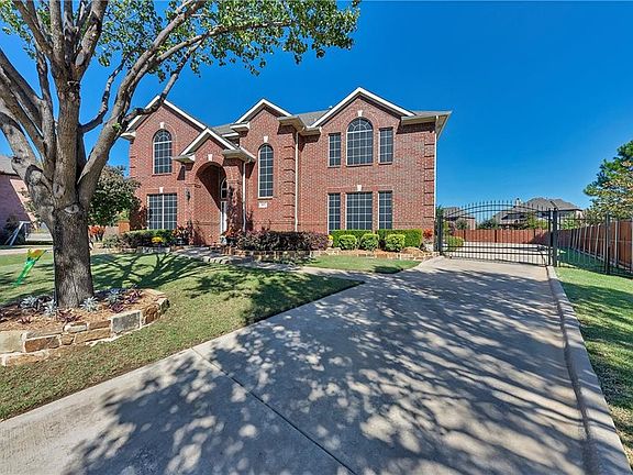 2nd image of 405 Mineral Springs Ct