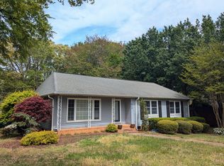 936 Eaglewood Ave, Charlotte, NC 28212