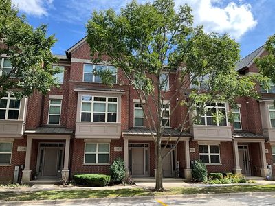 717 Summit Ln, Vernon Hills, IL, 60061